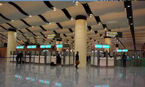 aéroport international blaise diagne à 1 heure de dakar par la route en taxi