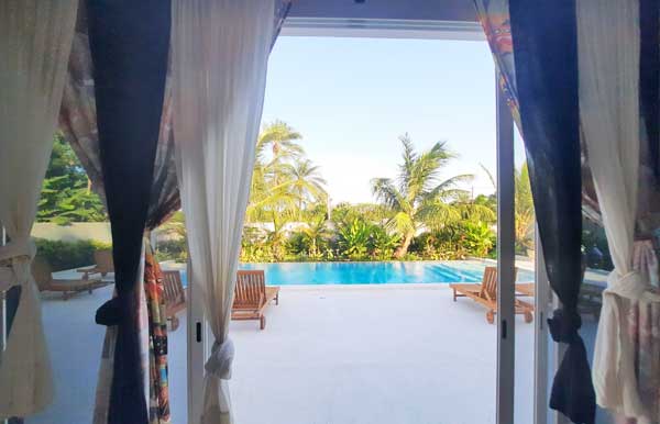 maison à vendre avec piscine Casamance Sénégal située en deuxième ligne à 100 m de la plage de cap skirring idéal pour les vacances et les grands séjours en casamance