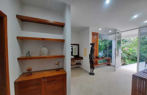 Maison avec grand salon bord de mer Cap Skirring vente immobilière de belle facture réalisation crit immobilier entreprise basée à ziguinchor construction moderne haut de gamme