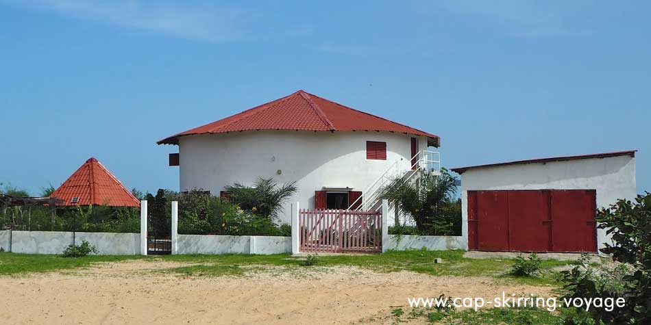 belle et grande maison à louer à diembering tout proche de la mer et du village de cap skirring location de luxe tout confort