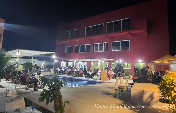 Des soirées sont organisées régulièrement avec groupe de musique en live. Repas et service orchestrés par Adrien du restaurant le Régal