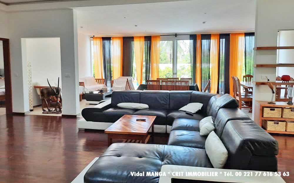 Maison villa très spacieuse et lumineuse pour profiter un maximum de la lumière immobilier de qualité cap skirring sénégal arvimedia