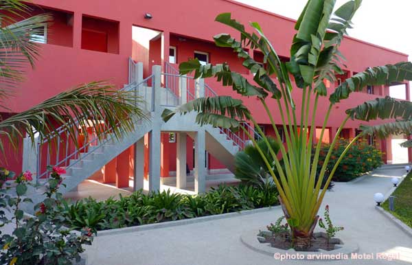 Location appartement dans Motel Régal à Cap Skirring, résidence de construction récente, confort et tranquillité garantie.