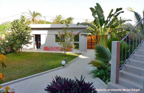 situé dans jolie station balnéaire de Cap Skirring cette résidence conviendra parfaitement pour un séjour vacances longue durée