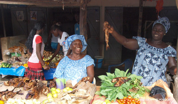Le marché permanent de Cap Skirring