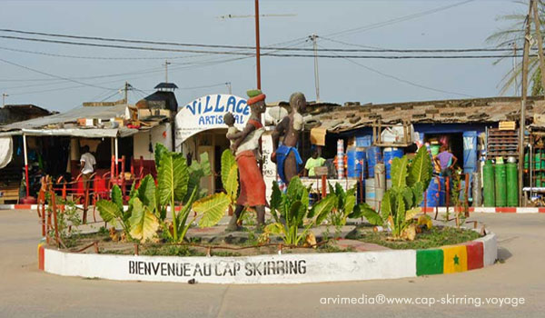 rond point du village de cap skirring