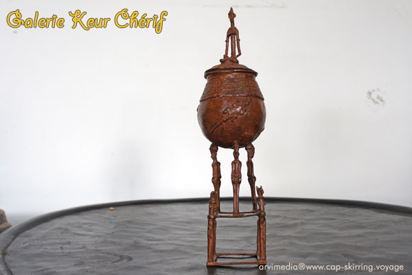 Statue Koataba Dogon Mali objets en bois