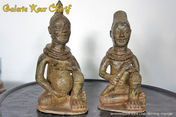 Statues terre cuite Oba Nigéria art nigéria